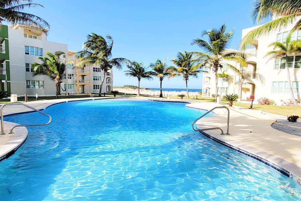 Paradise Coast Pr - Penthouse Apartment Isabela Bagian luar foto