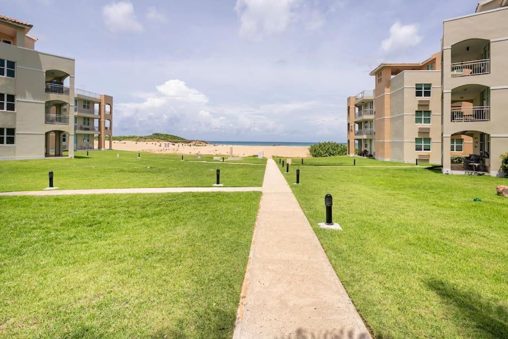 Paradise Coast Pr - Penthouse Apartment Isabela Bagian luar foto